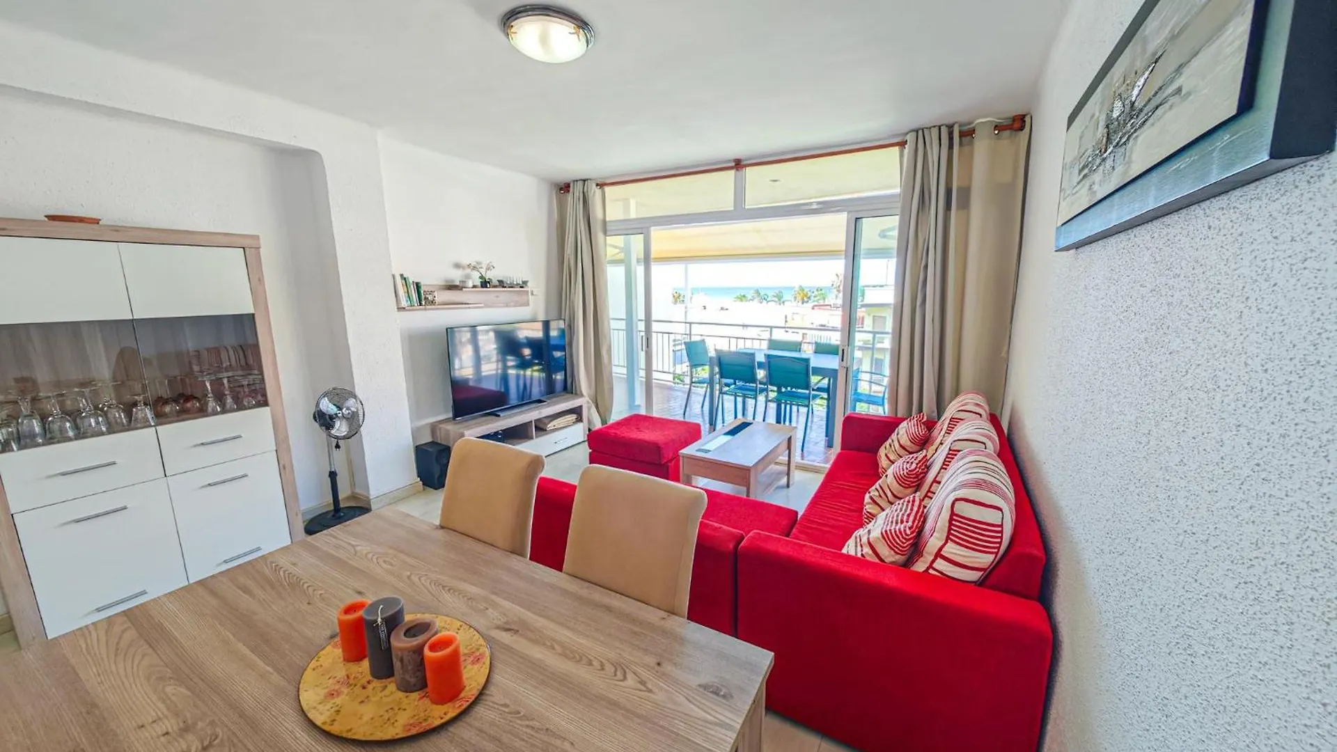 דירות קמברילס Litoral Costa Dorada - Coral Only Families 0*,  ספרד
